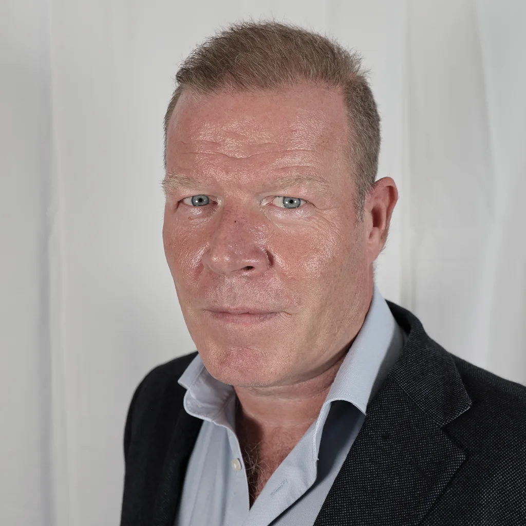 Thijs Bouvy, onafhankelijk hypotheek- en verzekeringsadviseur bij Bouvy Advies in Naarden